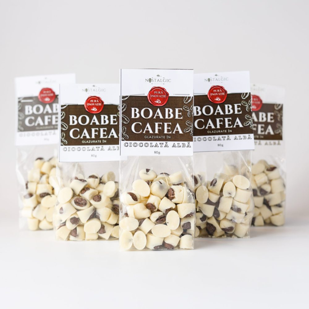 C9A1561-scaled-e1730722172175.jpg Boabe de Cafea Glazurate în Ciocolată Albă Belgiană 80g - imagine 1